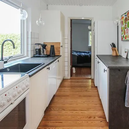 Semesterbostad Awesome Home In Samso With Wifi *