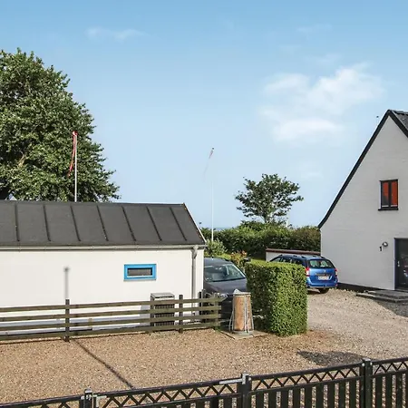 Stunning In Sams With Kitchen Holiday home *