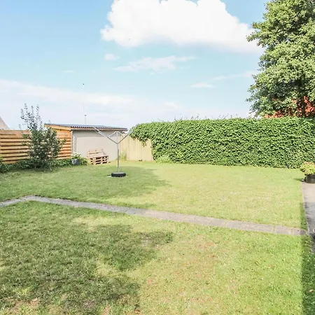 Holiday home Stunning In Sams With Kitchen *