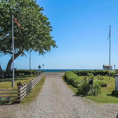 Stunning In Sams With Kitchen Holiday home